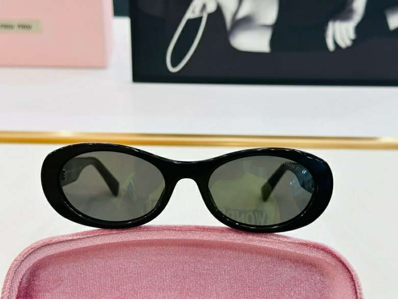 Picture of MiuMiu Sunglasses _SKUfw57312440fw